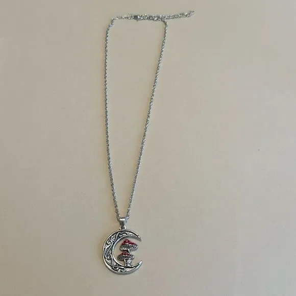 Mushroom necklace M896 - Picture 2 of 4